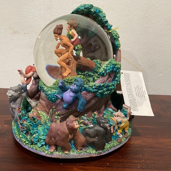 Vintage rare Disney Snowglobe 1990’s Tarzan - Picture 4 of 9